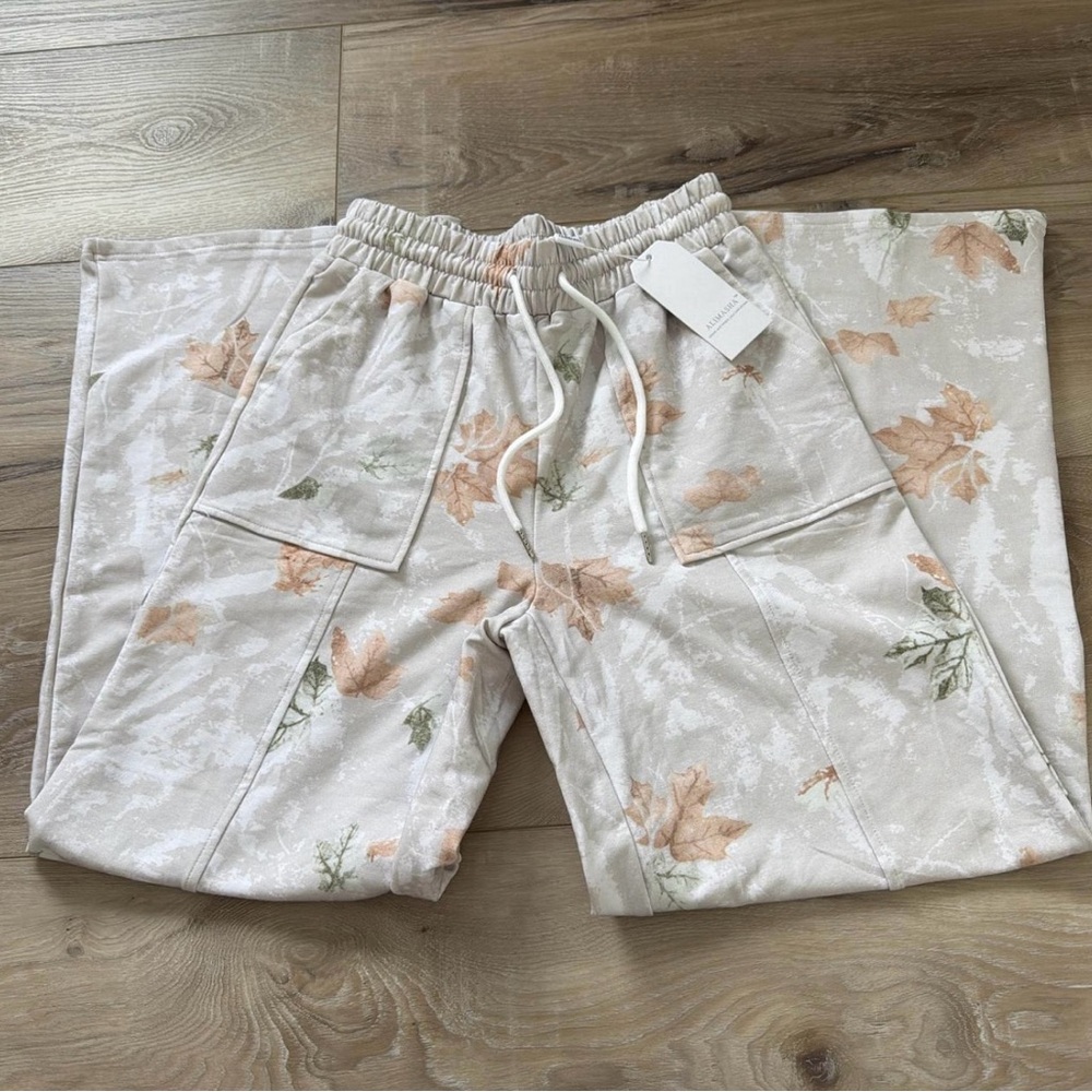ALIMASHA Camo Straight Leg Sweat Pants
